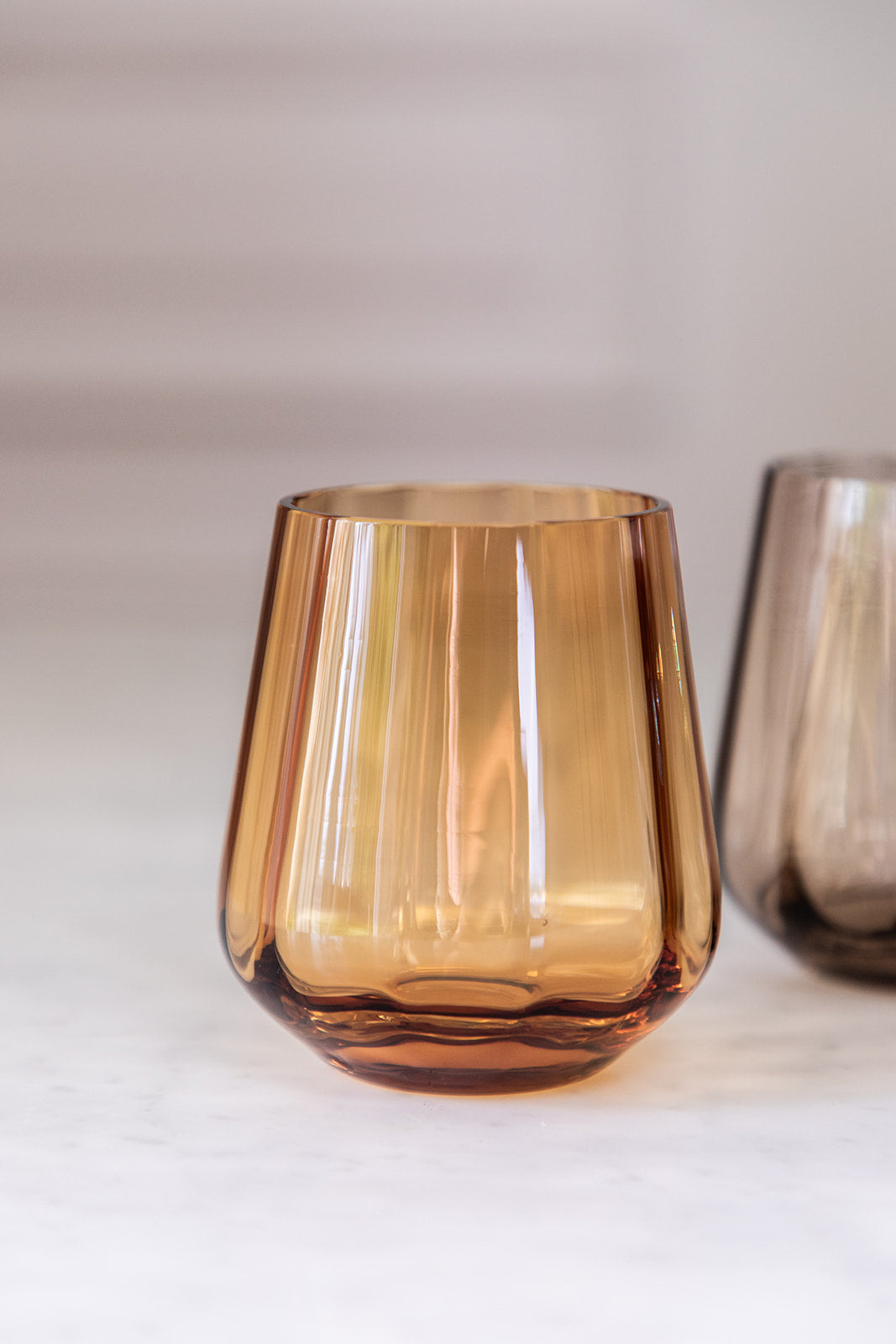 Amber Meadow drikkeglasglas – farvet drikkeglas i eksklusivt design fra spektrum